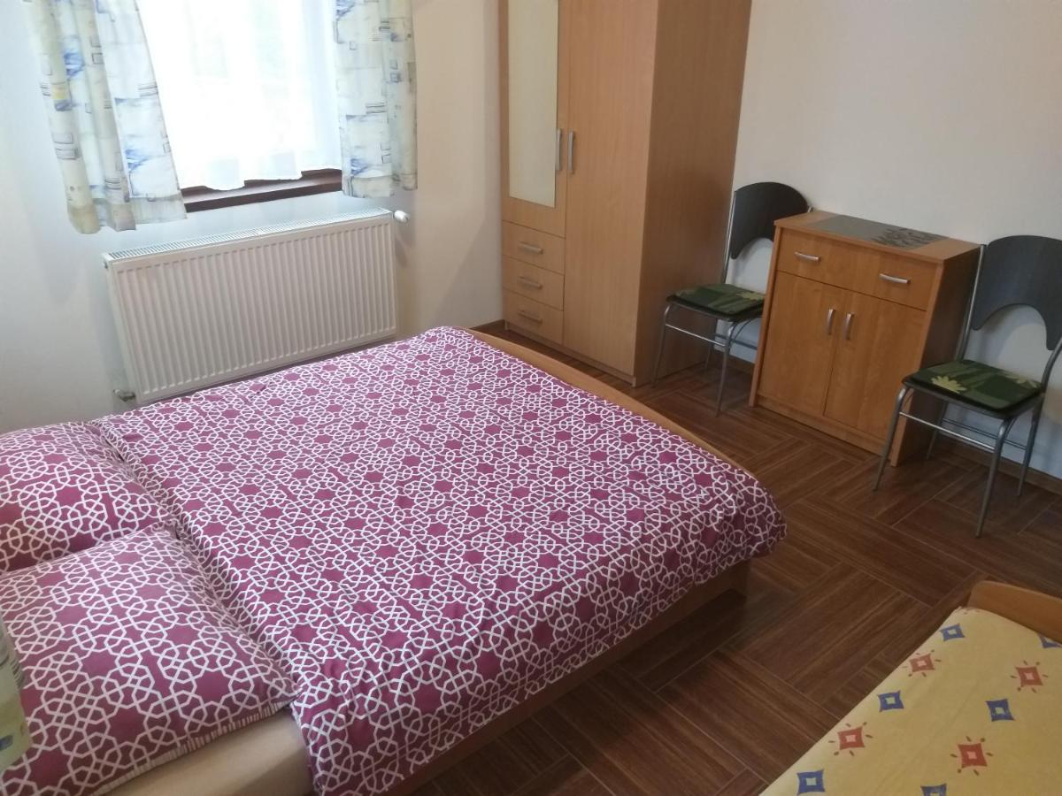 Apartamenty U Ani กูโดวาสโดรยจ์ ภายนอก รูปภาพ