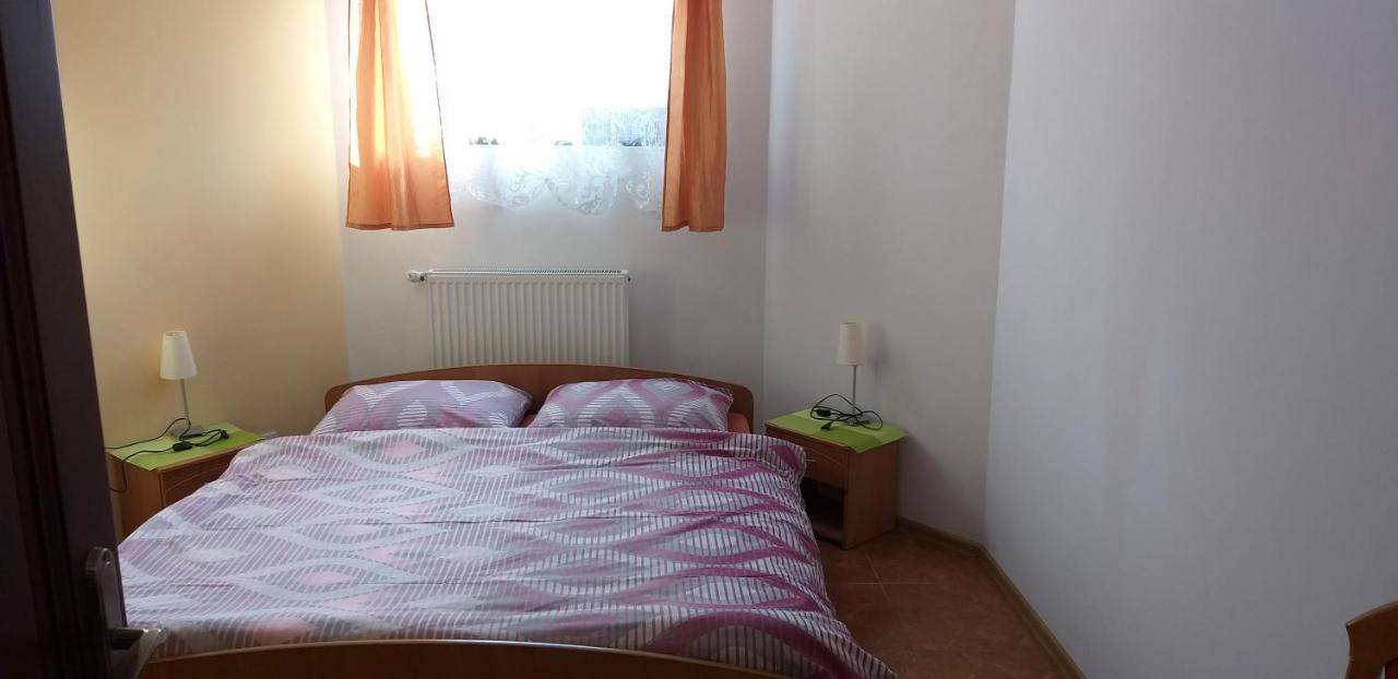 Apartamenty U Ani กูโดวาสโดรยจ์ ภายนอก รูปภาพ
